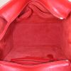 Sac à main Celine Luggage en cuir grainé rouge - Detail D2 thumbnail