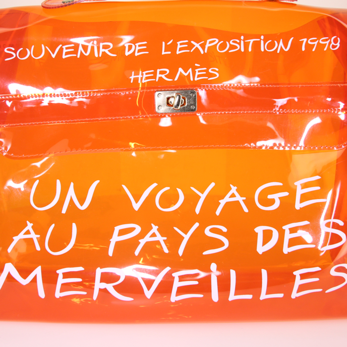 Bolso de mano Hermès Kelly Plastic en vinilo naranja - Detail D3