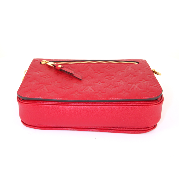 Louis Vuitton Metis shoulder bag in red empreinte monogram leather and red grained leather - Detail D5