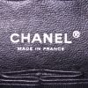Sac à main Chanel Timeless en toile jersey noire et blanche - Detail D4 thumbnail