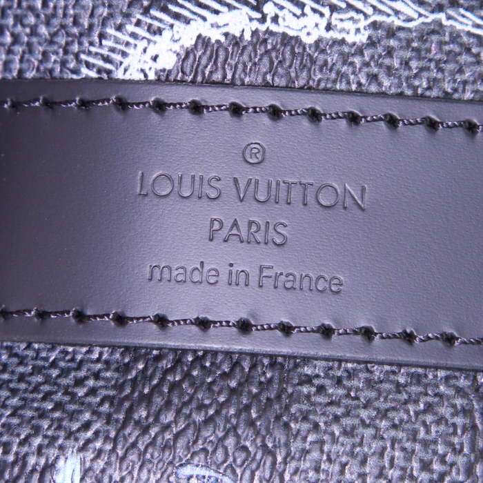 Sac de voyage Louis Vuitton Keepall 50 cm en toile damier gris Graphite et cuir noir - Detail D4