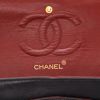 Sac à main Chanel  Timeless en cuir matelassé noir - Detail D2 thumbnail