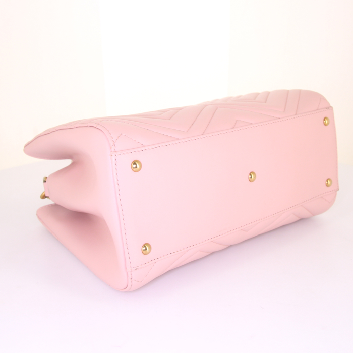Borsa Gucci GG Marmont in pelle trapuntata rosa con decori geometrici - Detail D5