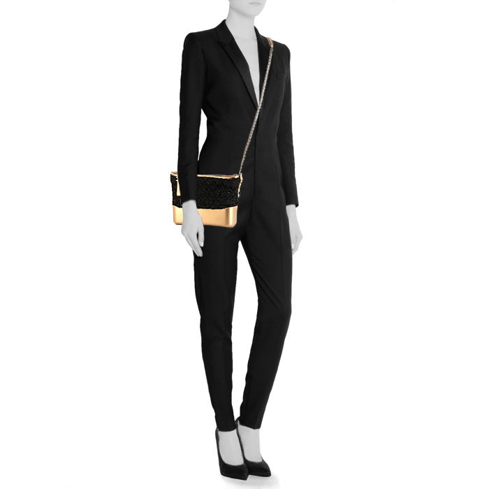 Chanel Gabrielle  large model shoulder bag in black and gold tweed and gold leather - Detail D2