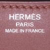 Sac bandoulière Hermès Constance Elan en cuir Swift marron - Detail D4 thumbnail