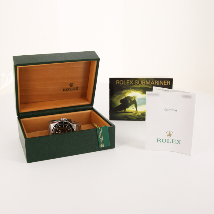 Montre Rolex Submariner en acier Ref :  14060M Vers  2004 - Detail D2