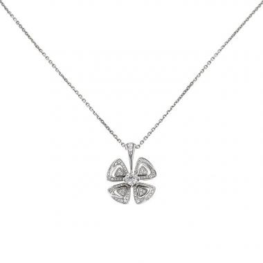 Collar Bulgari Fiorever en oro blanco y diamantes