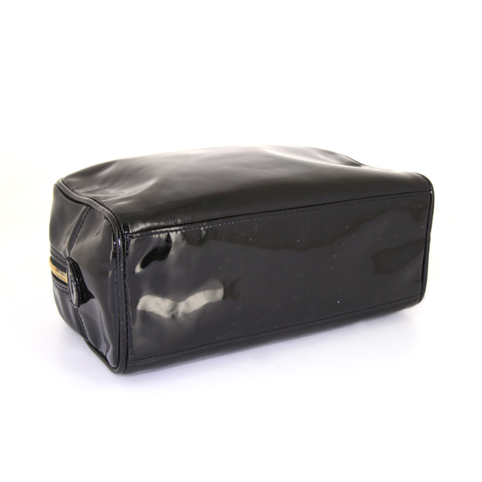 Chanel Chanel Vanity - Pocket Hand en charol negro - Detail D4