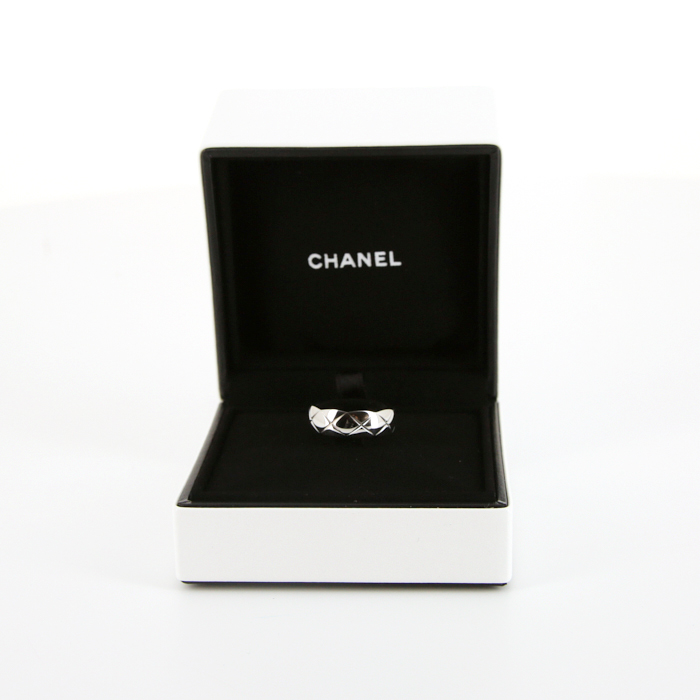 Anello Chanel Coco modello medio in oro bianco - Detail D2