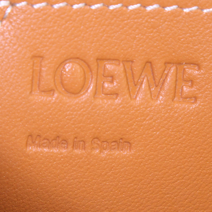 Bolso Cabás Loewe en cuero acolchado negro y lona acolchada negra - Detail D3