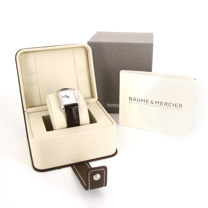 Baume & Mercier Hampton watch in stainless steel - Detail D2