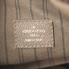 Louis Vuitton Artsy medium model handbag in taupe monogram leather - Detail D3 thumbnail