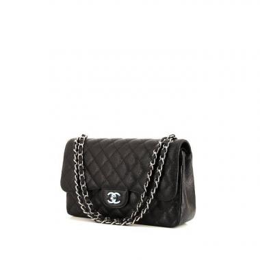 Bolso bandolera Chanel Timeless jumbo en cuero granulado acolchado negro