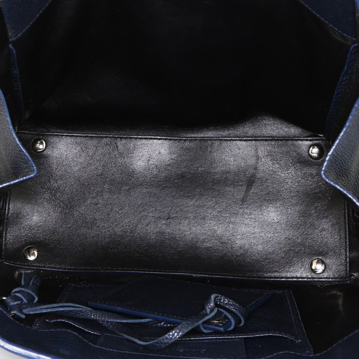 Sac bandoulière Balenciaga Papier A4 en cuir grainé bleu - Detail D4