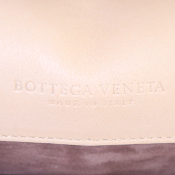 Sac à main Bottega Veneta en cuir tressé dégradé beige - Detail D3