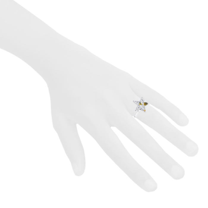 Pomellato ring in white gold, diamonds and sapphires - Detail D1