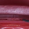 Chanel Vintage shoulder bag in black quilted leather - Detail D3 thumbnail