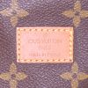 Borsa a tracolla Louis Vuitton Saumur modello grande in tela monogram cerata marrone e pelle naturale - Detail D3 thumbnail