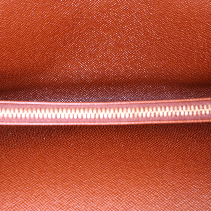 Portefeuille long Louis Vuitton Sarah en toile monogram et cuir marron - Detail D2