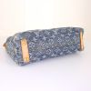Borsa Louis Vuitton Baggy in tela denim monogram blu e pelle naturale - Detail D4 thumbnail