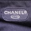 Chanel Vintage Shopping bag worn on the shoulder or carried in the hand in black quilted leather - Detail D3 thumbnail