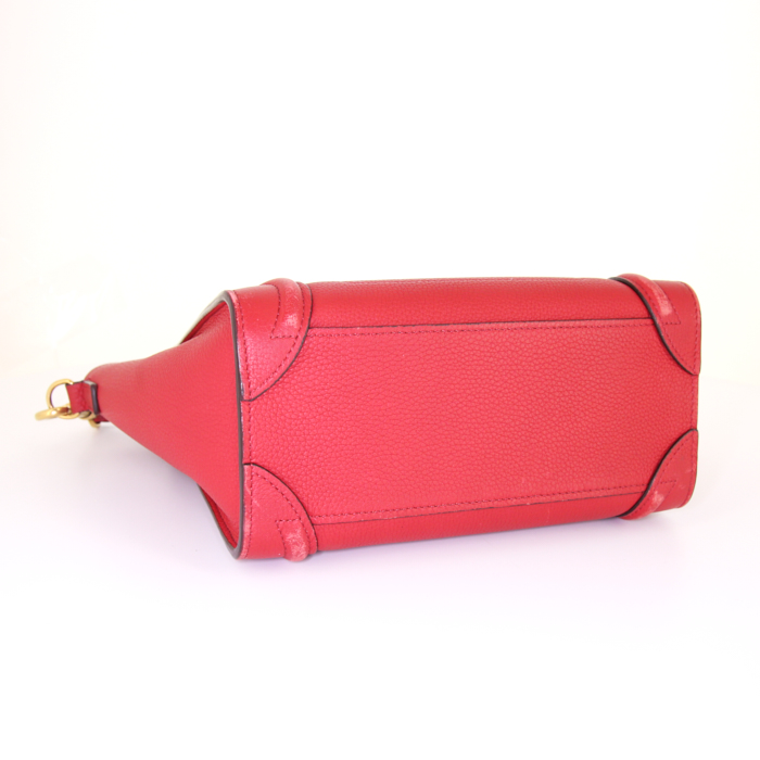 Borsa Celine Luggage Micro in pelle martellata rossa - Detail D5