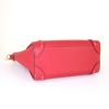 Borsa Celine Luggage Micro in pelle martellata rossa - Detail D5 thumbnail