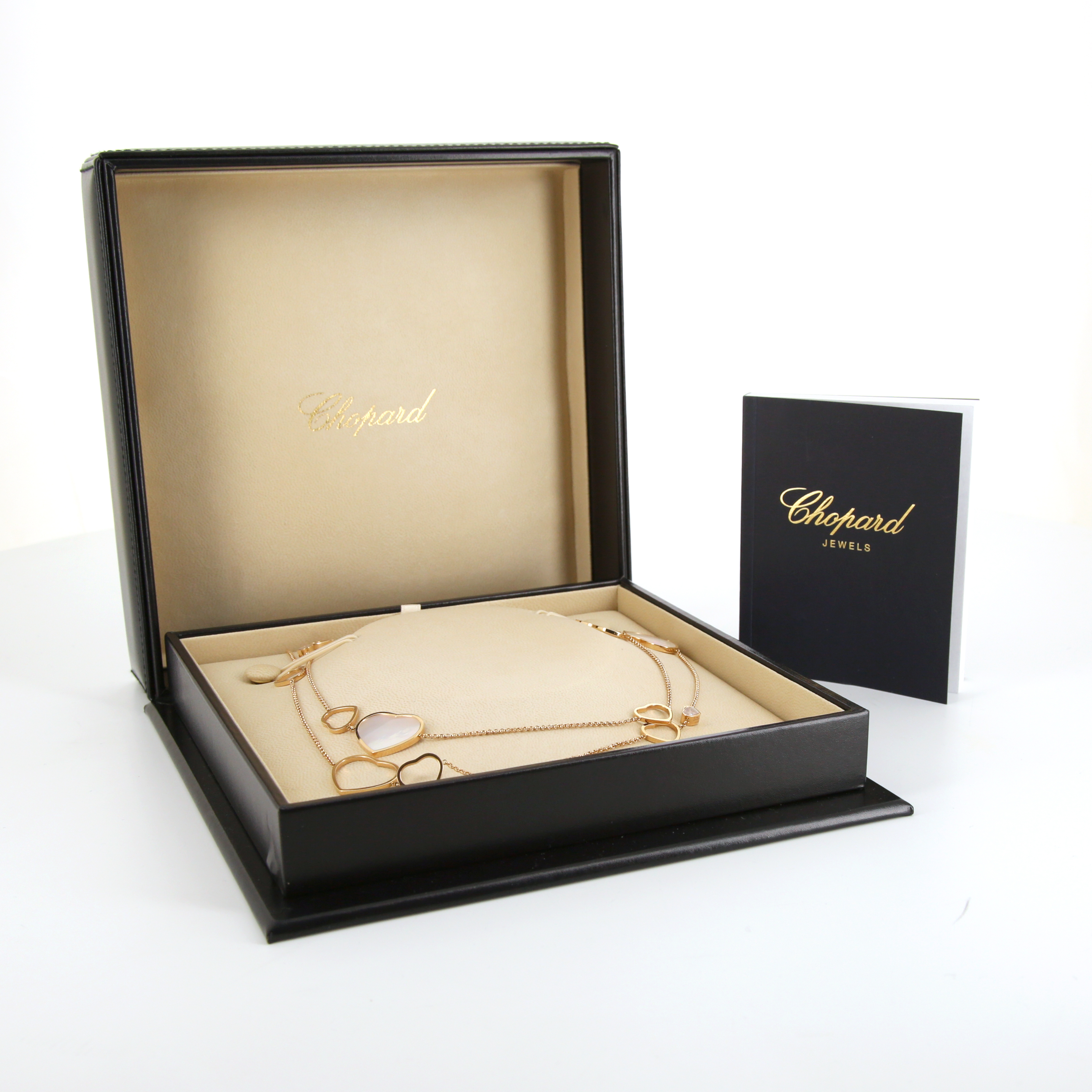 Chopard Happy Heart long necklace in pink gold, diamonds and mother of pearl - Detail D2