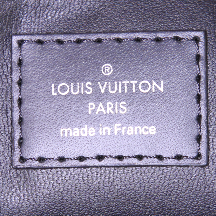 Pochette Louis Vuitton PocheToilette26 grand modèle en toile monogram noire et grise - Detail D3