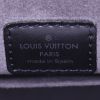 Sac à main Louis Vuitton Voltaire en cuir épi noir - Detail D3 thumbnail