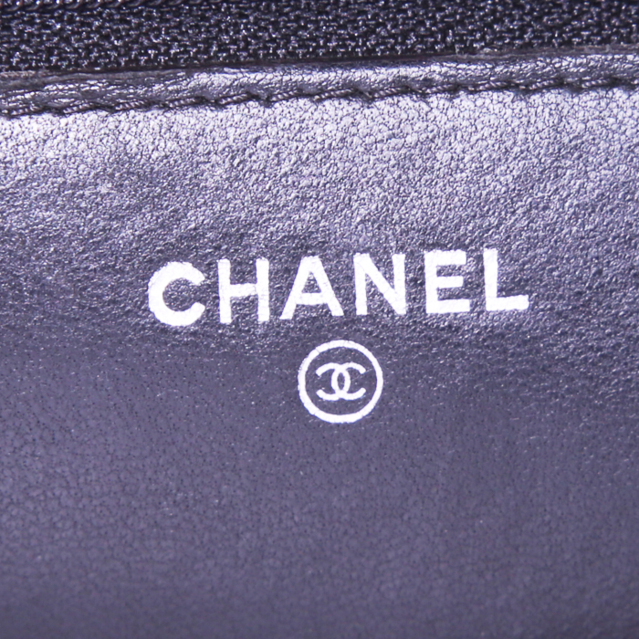 Bolso bandolera Chanel Wallet on Chain en tweed negro - Detail D4