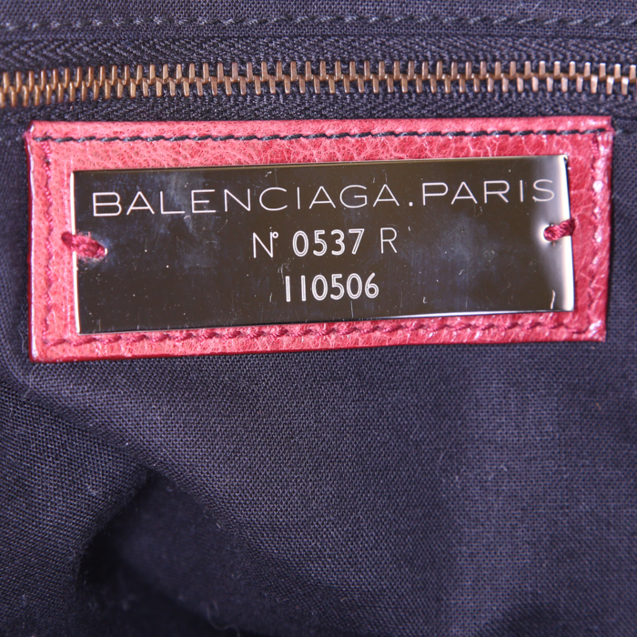 Bolsa de viaje Balenciaga Classic City en cuero color burdeos - Detail D3