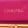 Chanel  Vintage handbag  in pink quilted jersey - Detail D4 thumbnail