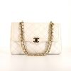 Bolso de mano Chanel Vintage Diana en cuero acolchado blanco - 360 thumbnail