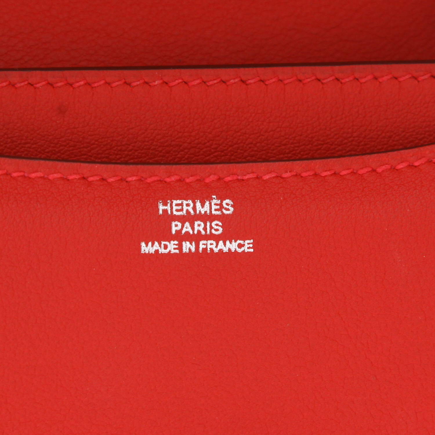 Hermès Constance 18 cm mini shoulder bag in red Swift leather - Detail D2