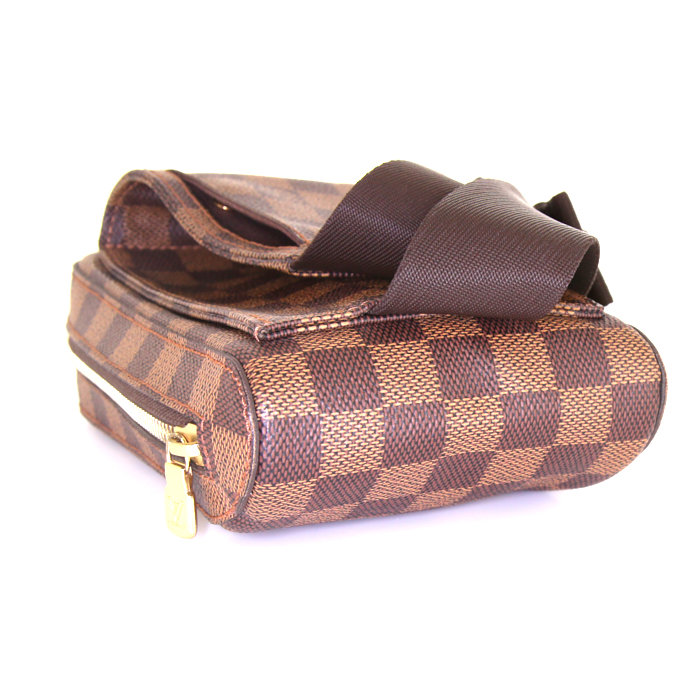 Pochette Louis Vuitton Geronimosx in tela cerata con motivo a scacchi e pelle marrone - Detail D4