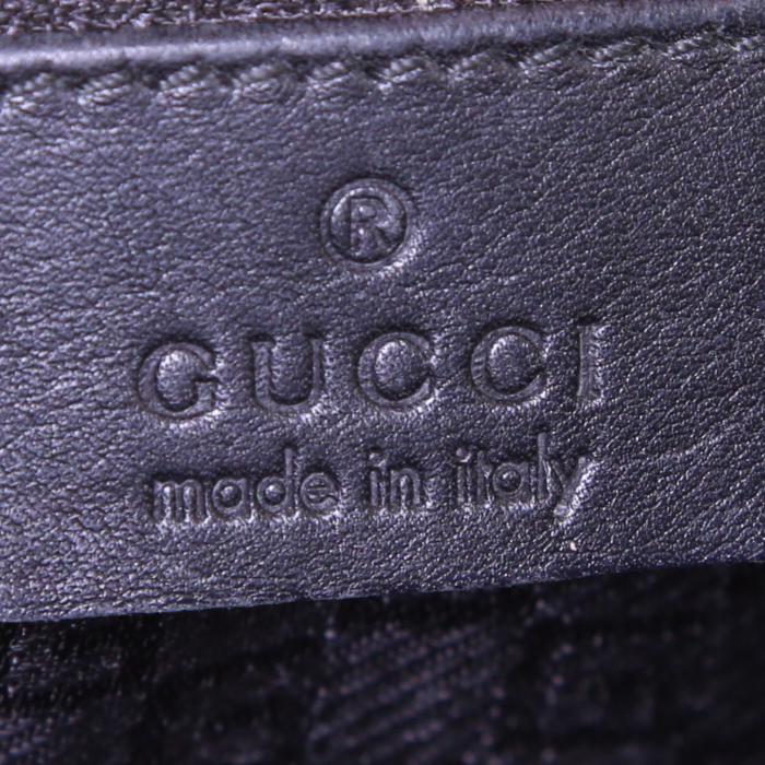 Sac à main Gucci Jackie en cuir matelassé noir - Detail D3