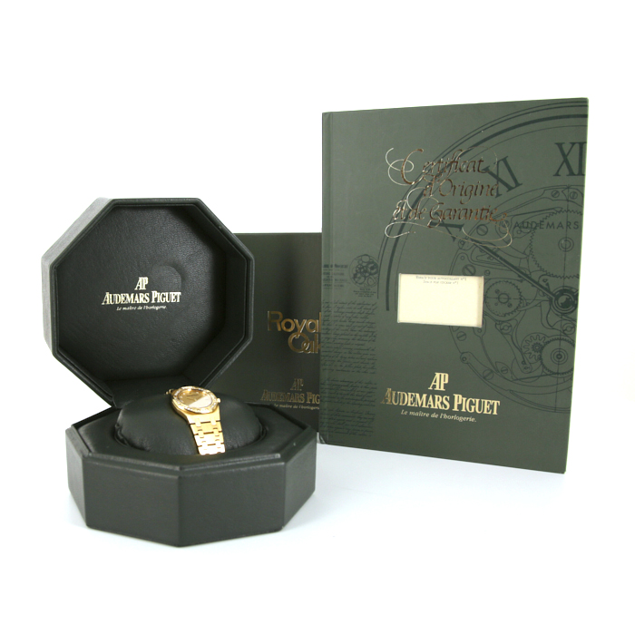 Audemars Piguet Lady Royal Oak watch in yellow gold Circa  2000 - Detail D2