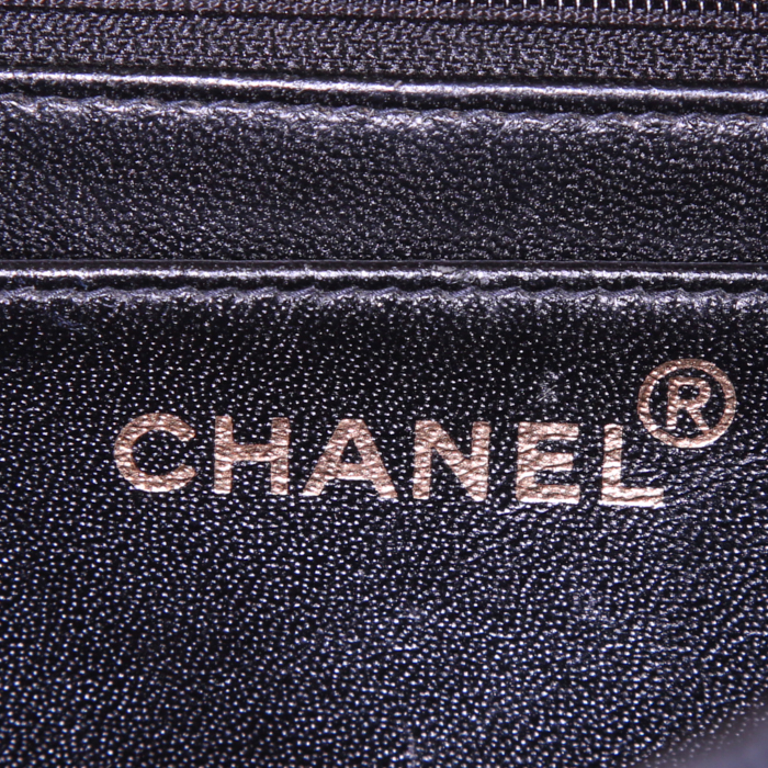 Sac à main Chanel Vintage en cuir matelassé noir - Detail D3