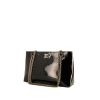 Bolso para llevar al hombro Chanel Vintage Shopping en charol negro - 00pp thumbnail