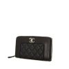 Chanel wallet in black quilted leather - 00pp thumbnail