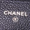 Pochette Chanel Wallet on Chain en cuir grainé matelassé noir - Detail D3 thumbnail
