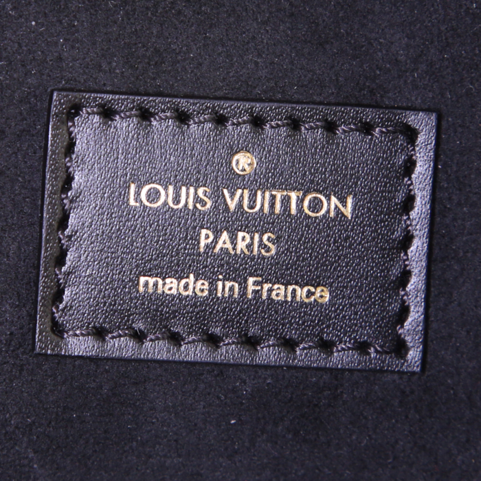 Minaudière Louis Vuitton Toupie en toile monogram marron - Detail D3