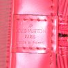 Louis Vuitton Alma small model handbag in red epi leather - Detail D3 thumbnail