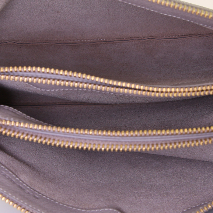 Céline Trio large model shoulder bag in grey grained leather - Detail D2