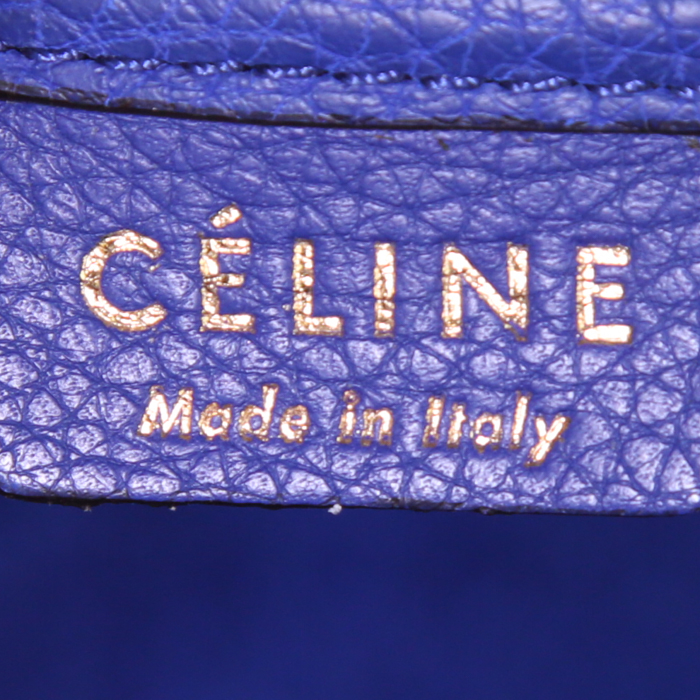 Bolso bandolera Celine Luggage Nano en cuero granulado azul eléctrico - Detail D4