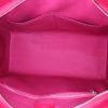 Louis Vuitton handbag in raspberry pink epi leather - Detail D3 thumbnail