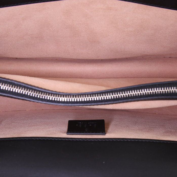 Gucci Dionysus bag worn on the shoulder or carried in the hand in black velvet and black patent leather - Detail D3
