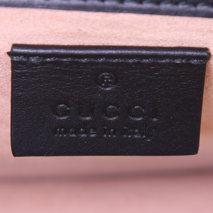 Sac porté épaule ou main Gucci Dionysus en velours noir et cuir verni noir - Detail D4