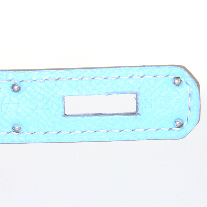 Hermes Kelly 28 cm handbag in Bleu Thalassa epsom leather - Detail D5